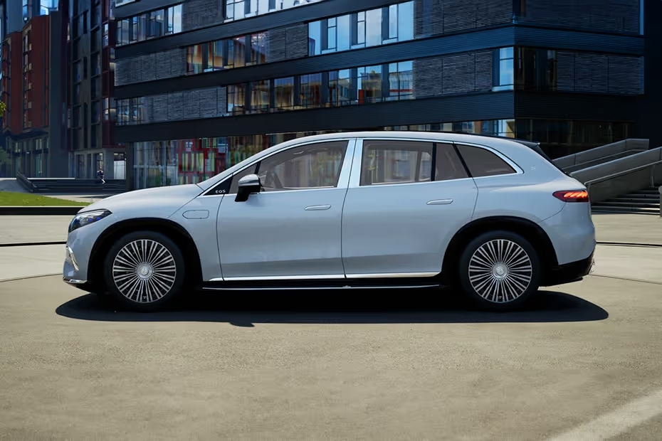 Mercedes Benz Maybach EQS SUV Left Side View