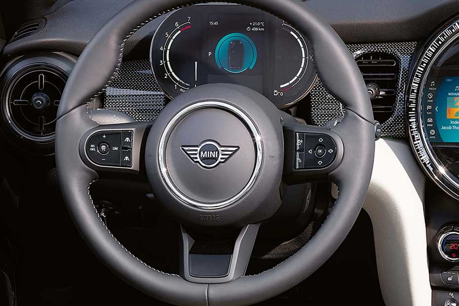 Mini Cooper Convertible steering