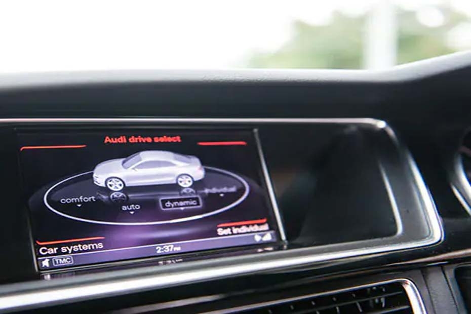 Audi RS5 Interior Image