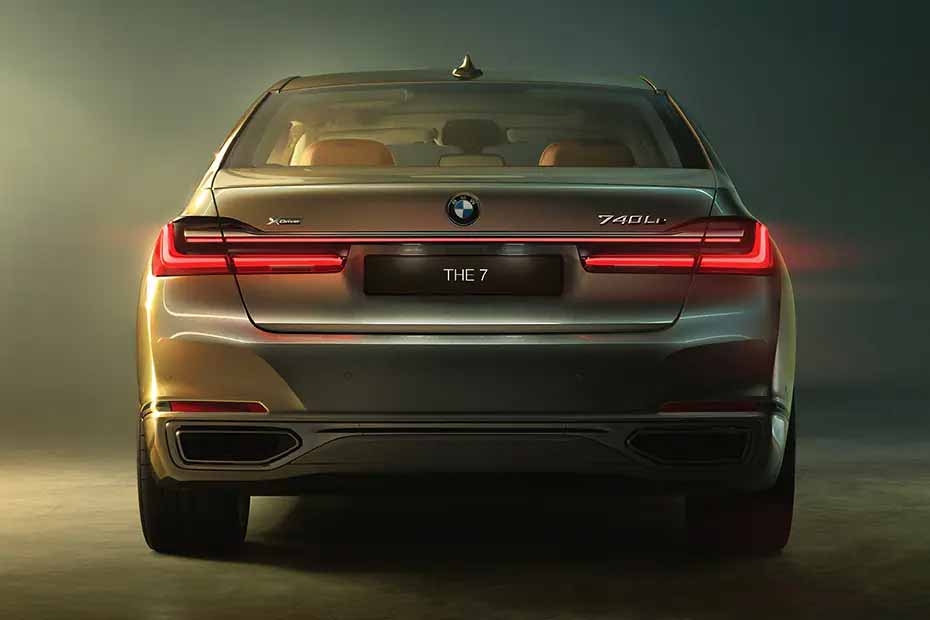 BMW 7 Series Rear View