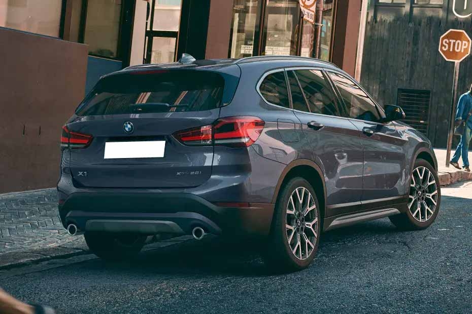 BMW X1 Right Side Rear View