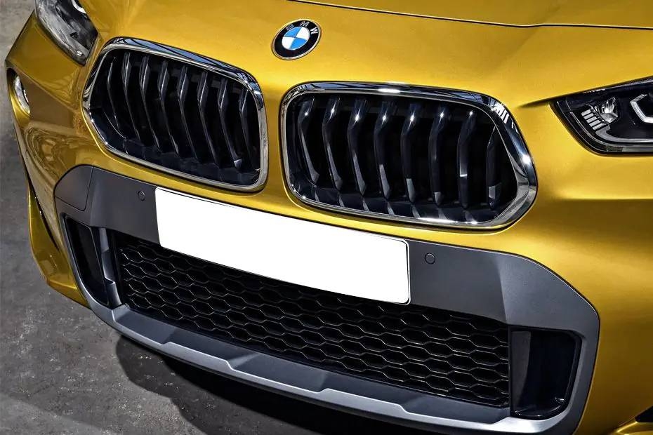 BMW X2 Grille