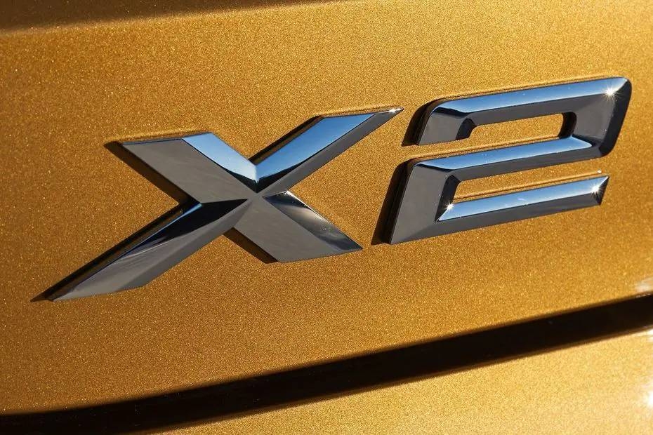 BMW X2 Logo