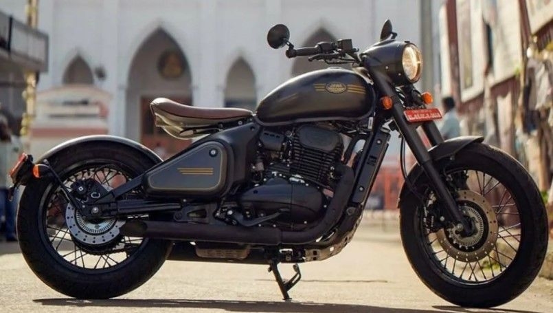 Best Cruiser Bikes in India- Royal Enfield Classic 350, Bajaj Avenger, Java Perak and more