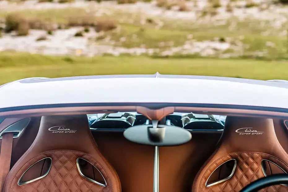 Bugatti Chiron Interior Image