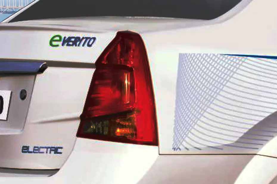 Mahindra E Verito Tail Light