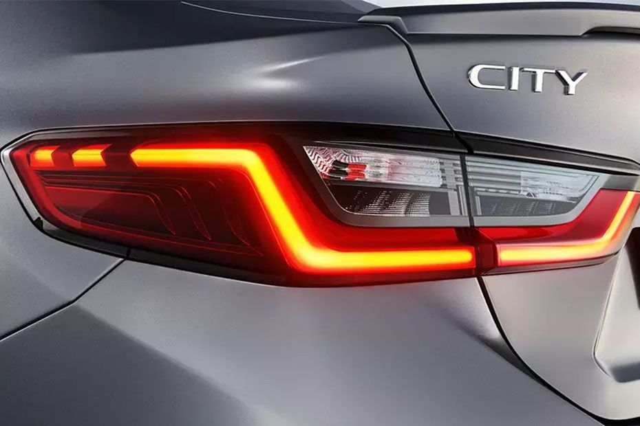 Honda_city-hybrid-ehev_tail-light