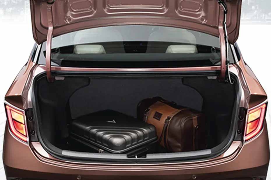 Hyundai-Aura Open Boot Space