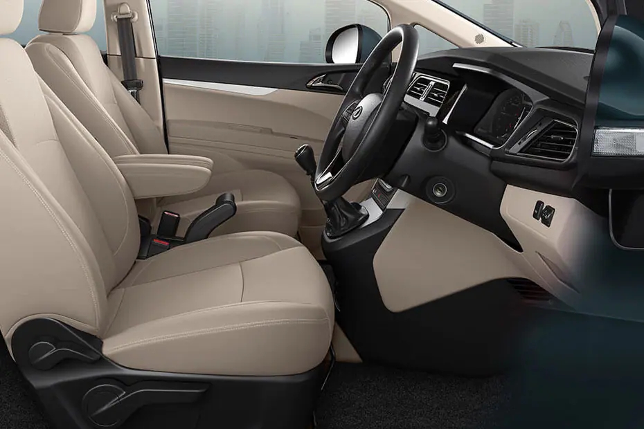 Mahindra Marazzo Door View of Driver Seat