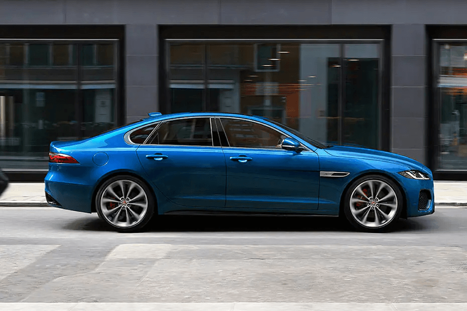 Jaguar-XF Right Side View