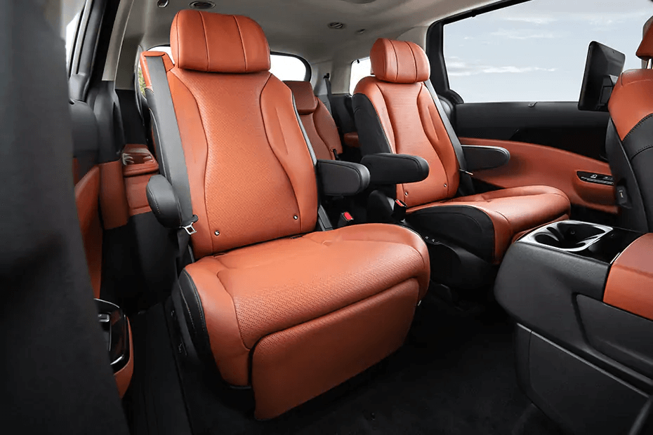 Kia Carnival Seats