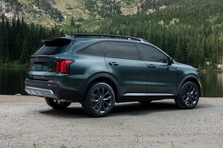 Kia Sorento Right Side Rear View