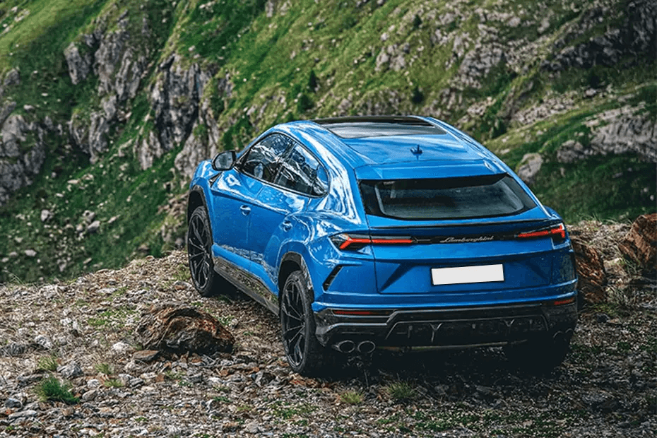 Lamborghini Urus rear left side view