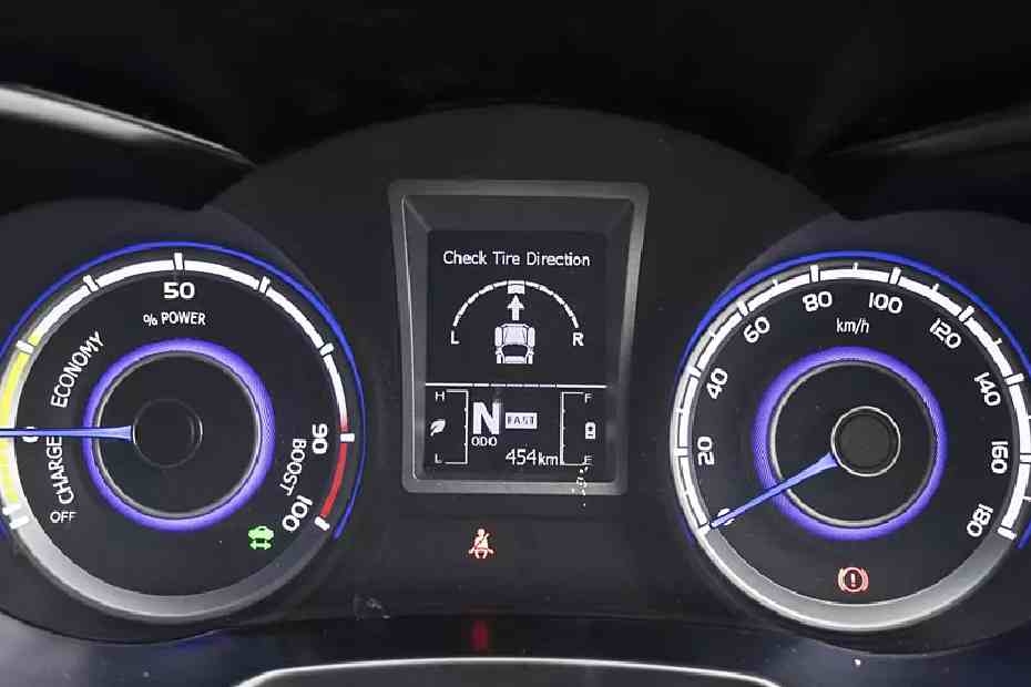 Mahindra XUV400 EV Instrument Cluster