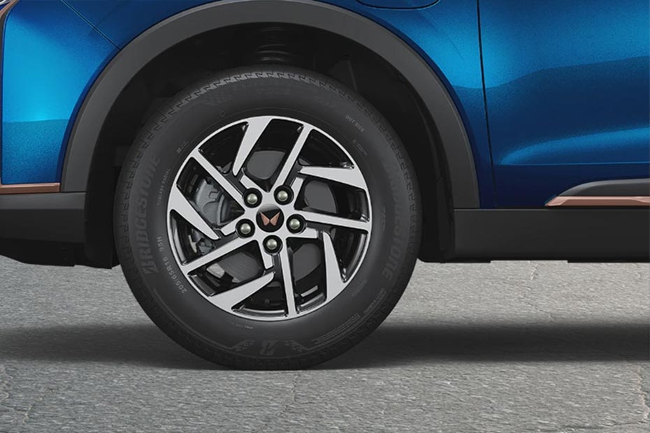 Mahindra XUV400 EV Wheel