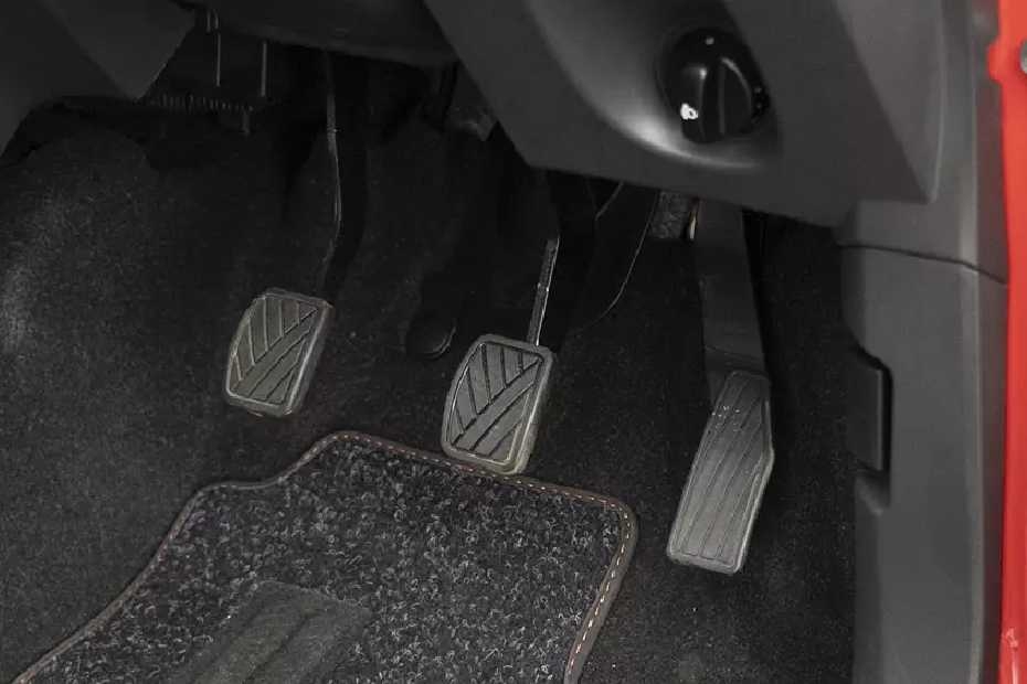 Maruti Alto K10 Pedals