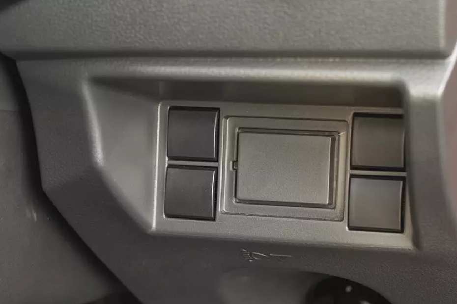 Maruti Alto K10 Switches