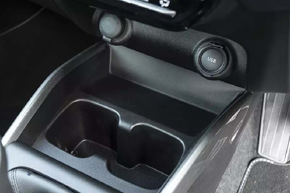 Maruti Baleno Cup Holders