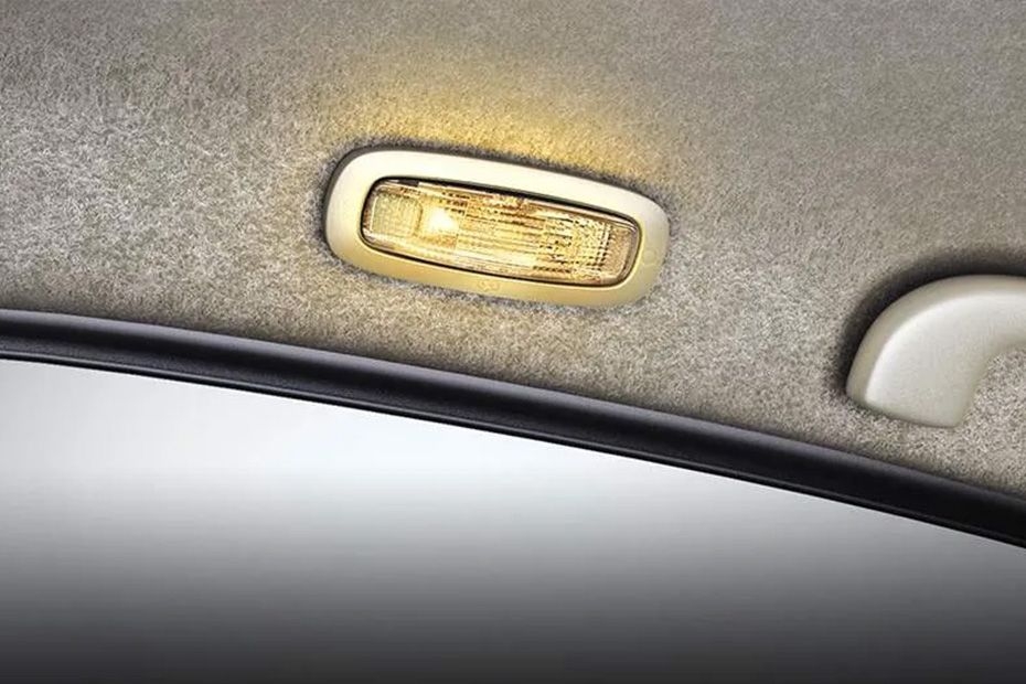 Maruti_Ciaz_rear-reading-lamps