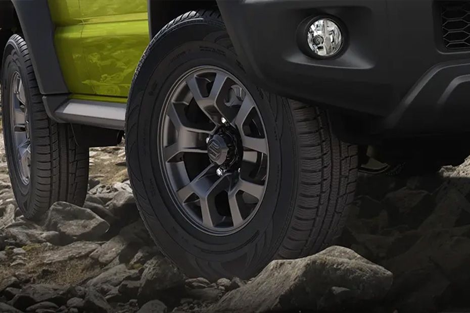 Maruti-Jimny_alloy-wheels