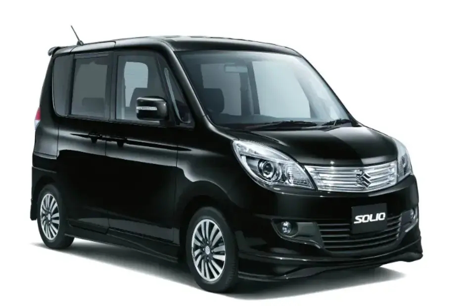 Maruti Solio Right Side Front View