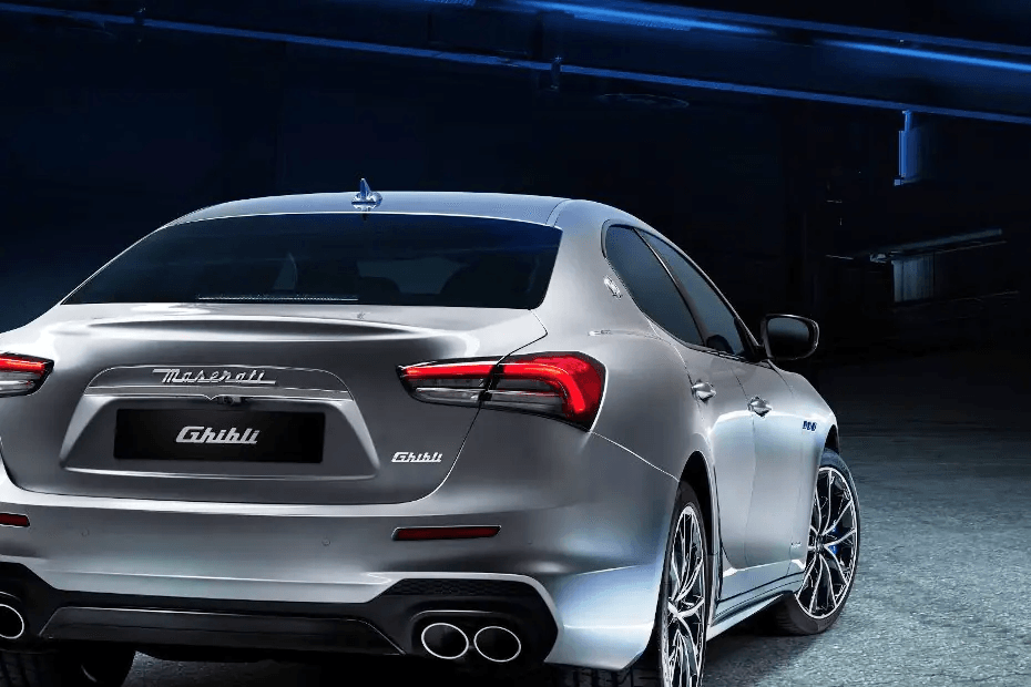 Maserati Ghibli rear right side view