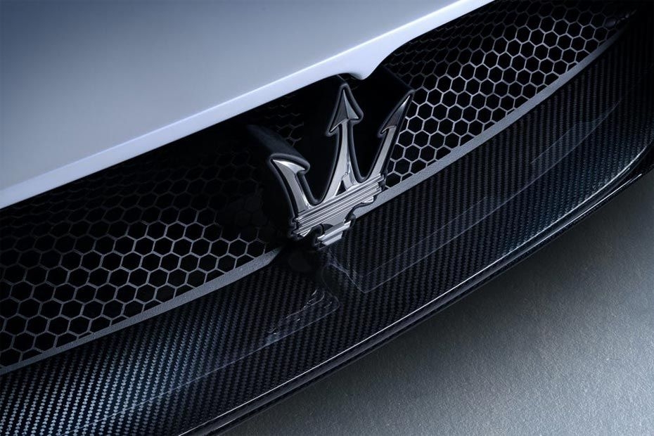 Maserati MC 20 Grille