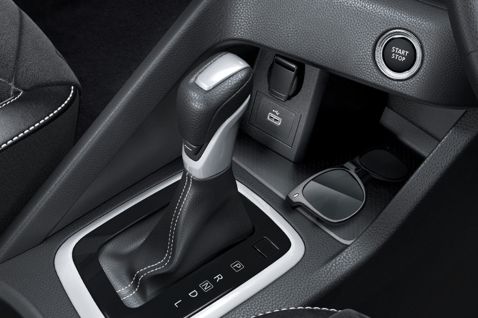 Nissan Magnite Gear shifter