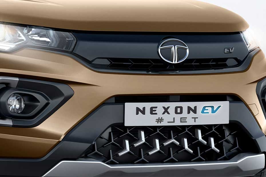 Tata-Nexon-EV-Max_grille