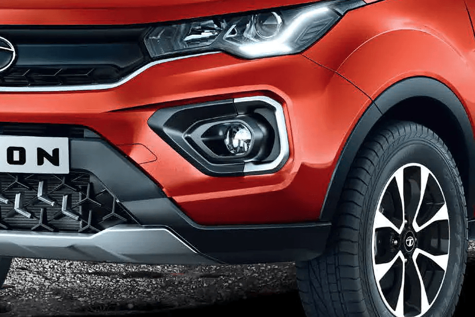 Tata Nexon Headlight