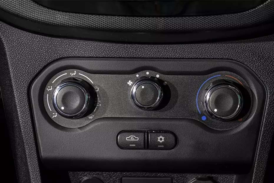 Tata-Tiago-NRG-AC-Controls