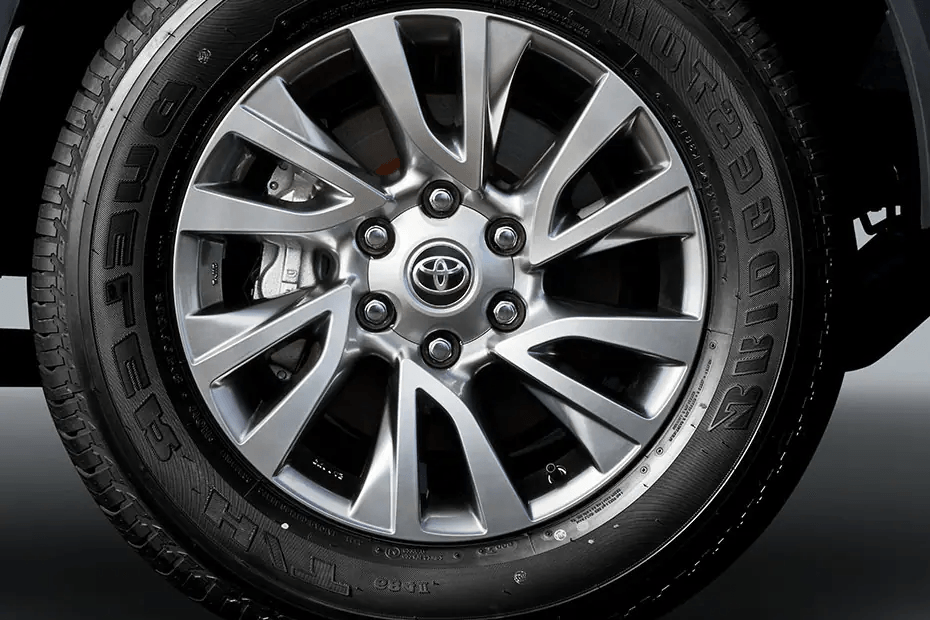 Toyota Fortuner Wheel