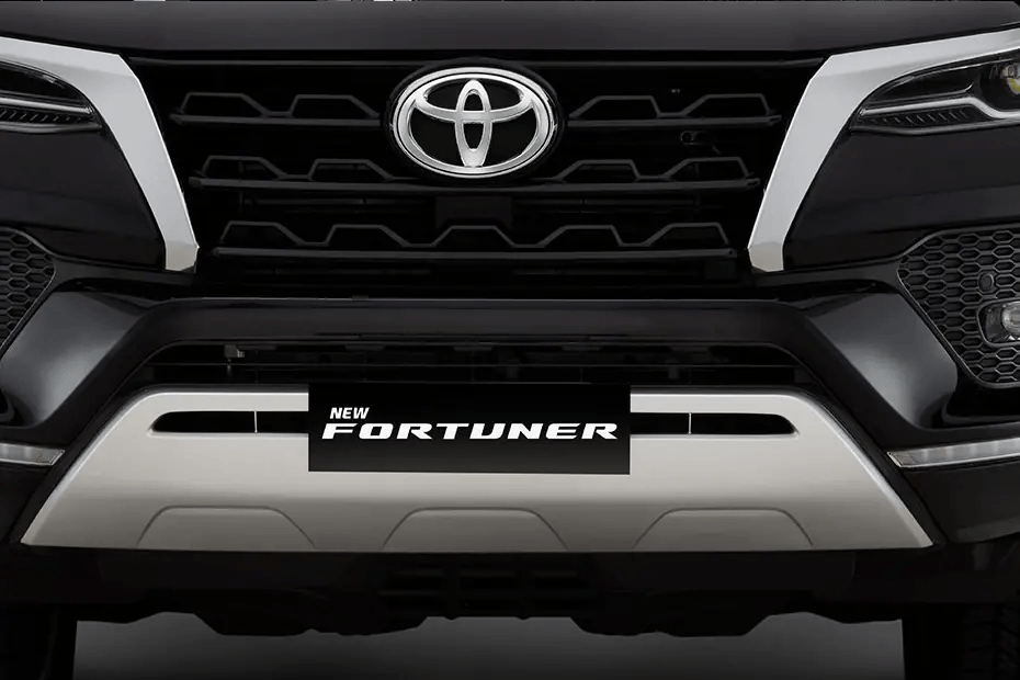 Toyota Fortuner Grille