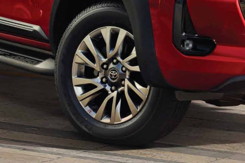 Toyota Hilux Wheel