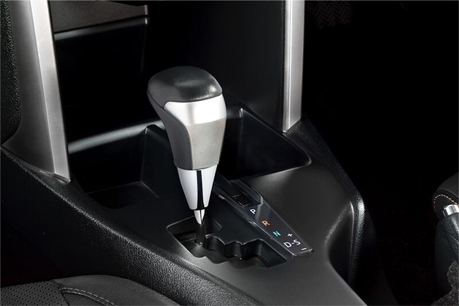 Innova Crysta Gear shifter