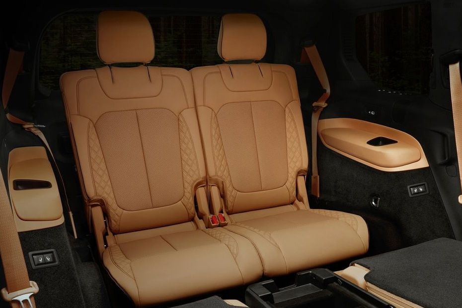 Jeep Grand Cherokee 2023 Rear Seats