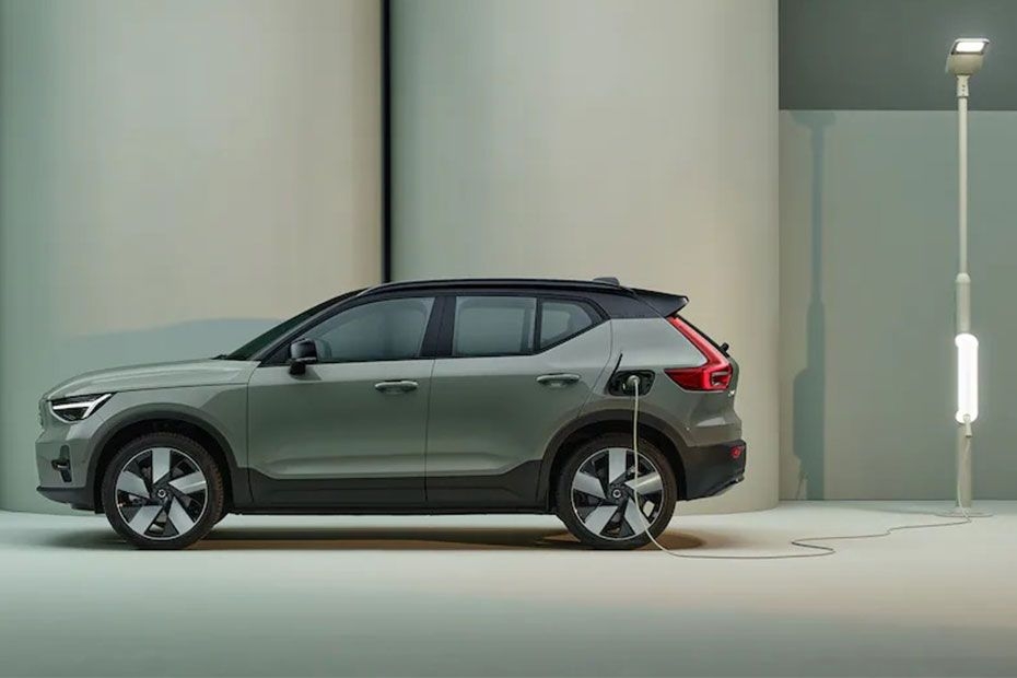 Volvo XC40 Recharge Left Side View