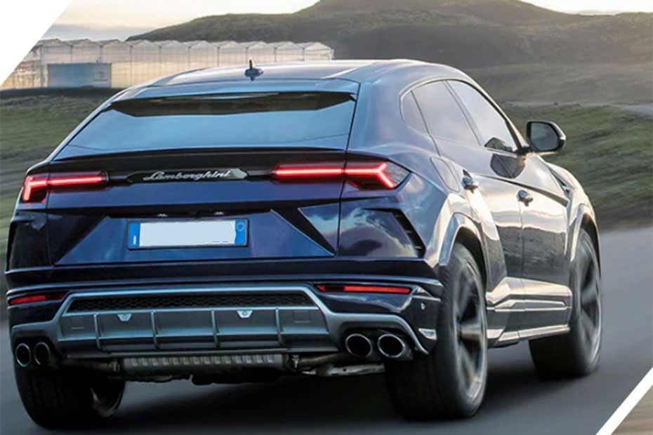 Lamborghini Urus rear view