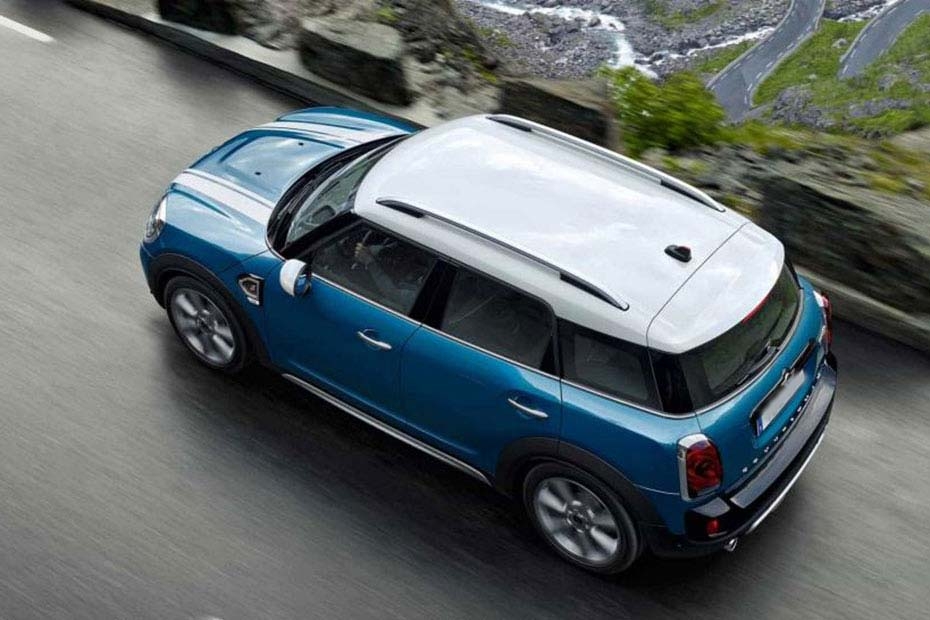 Mini Cooper Countryman top view