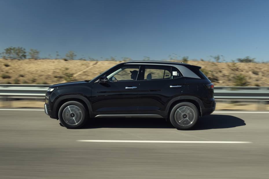 Hyundai Creta Left Side View