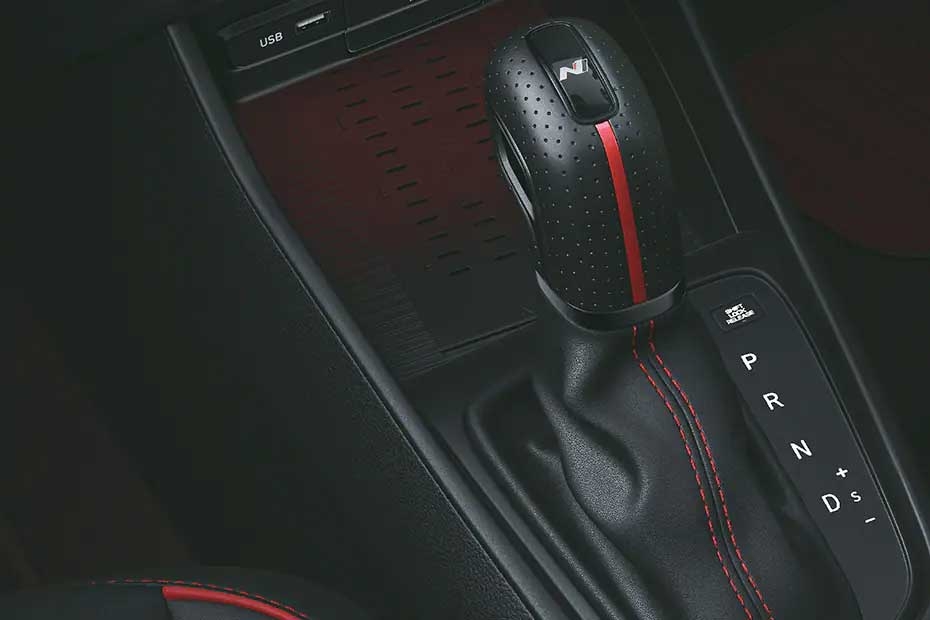 Hyundai i20 N Line Gear Shifter