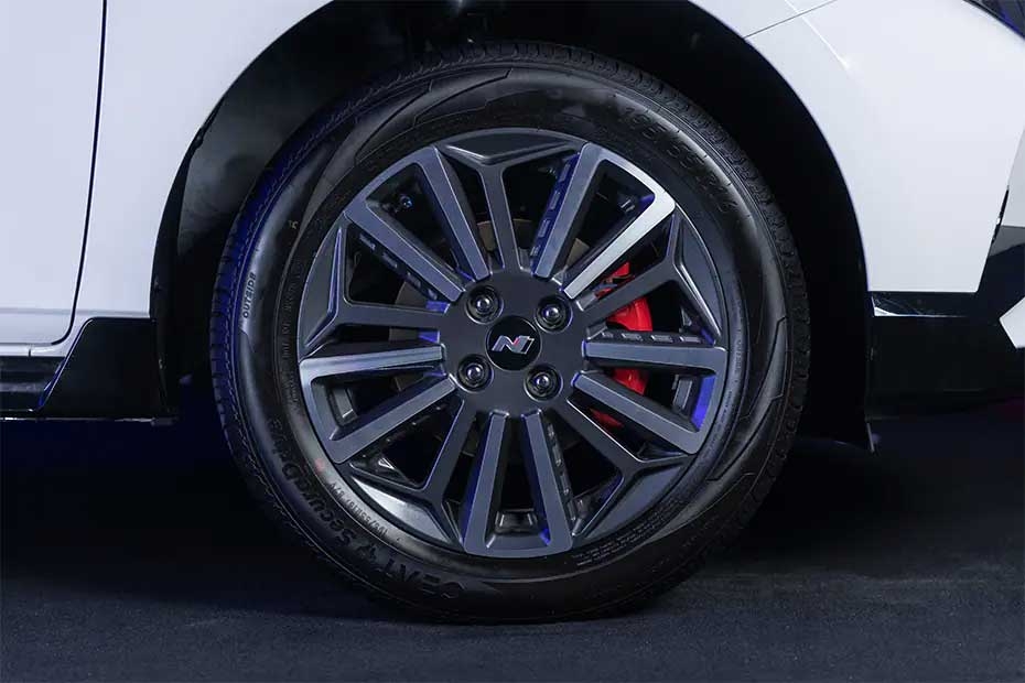 Hyundai i20 N Line Side Wheel