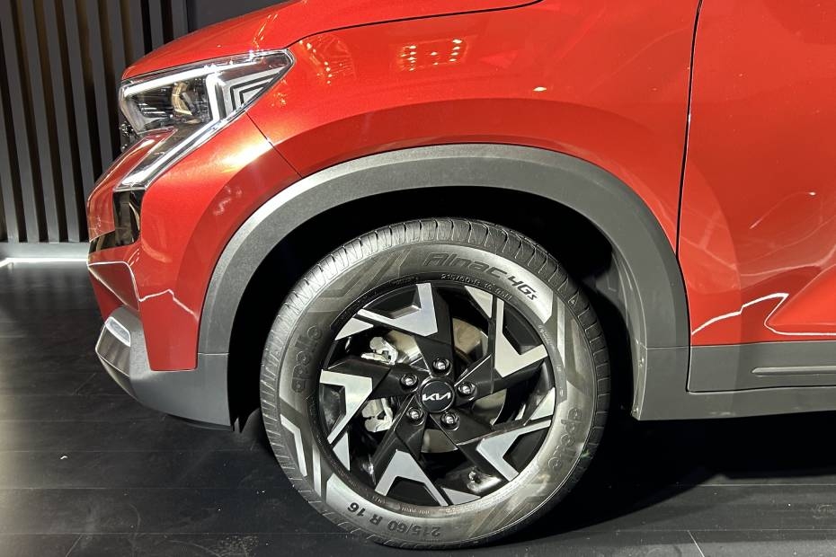 Kia Sonet Front Wheel