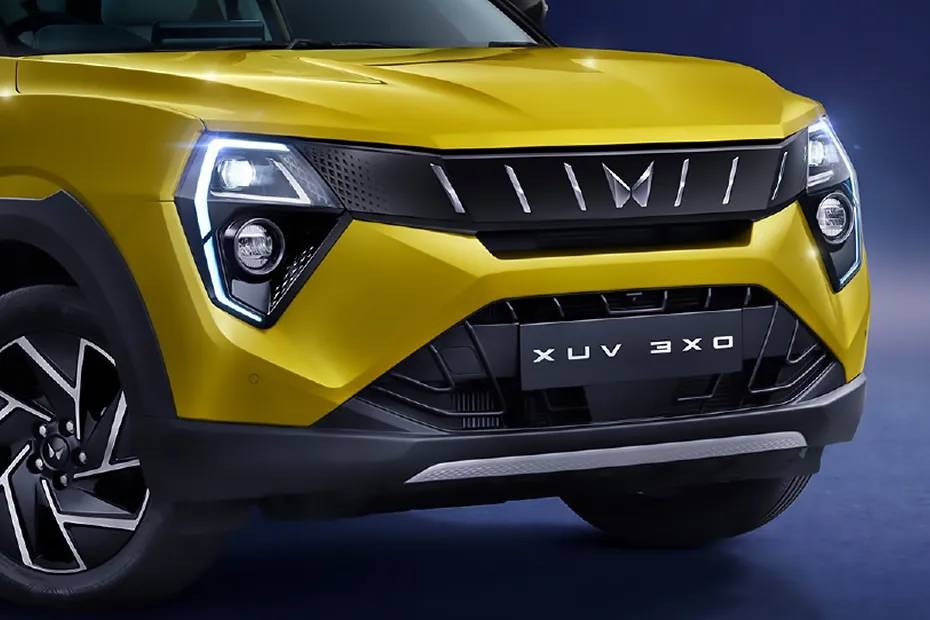 Mahindra XUV 3XO Grille