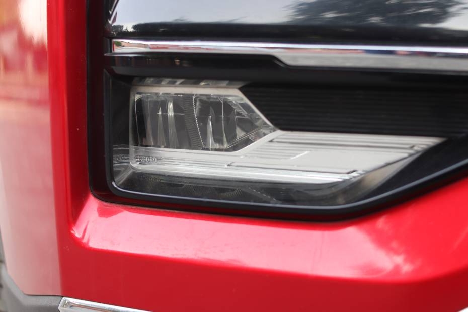 MG Hector Front Fog Lamp