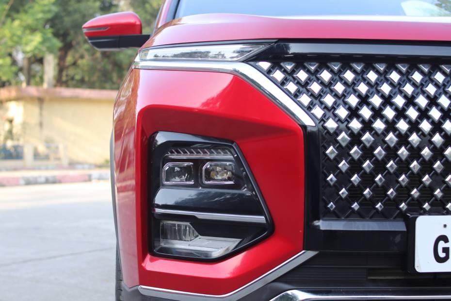 MG Hector Headlight