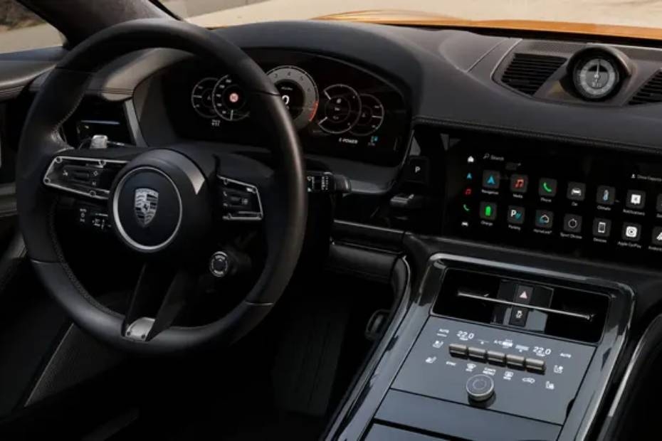 Porsche Panamera Dashboard