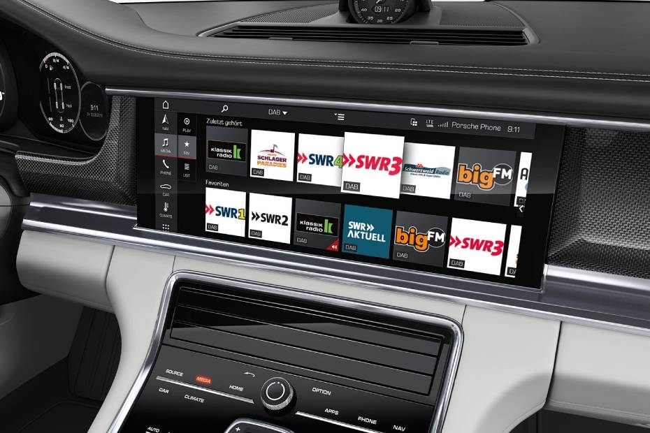 Porsche Panamera Music System