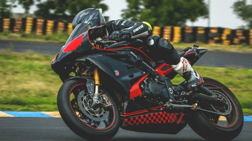 Feast Your Beast: Best Engine Oil For Your Sports Bike