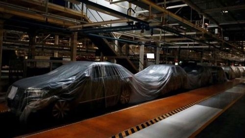 China faces Lockdown: Toyota, Volkswagen, and other major Auto-Companies and Electronic Majors indicate production cuts from April